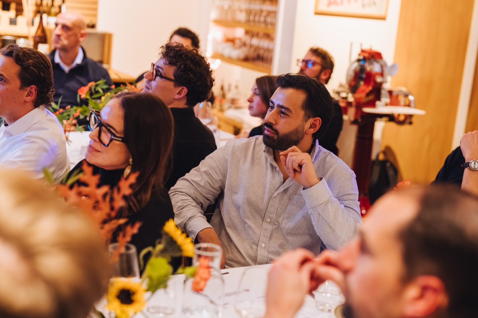 Aandachtig publiek bij Innovation Dinner